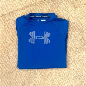 3/$25 🔥 Under Armour shirt (m)